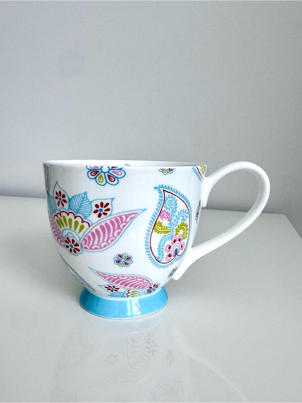 Portobello by Inspire Floral Paisley Footed Tea Coffee Mug, Fine Bone China